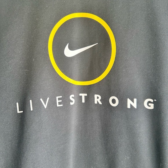 Nike Livestrong Hoodie - Picture 4 of 5